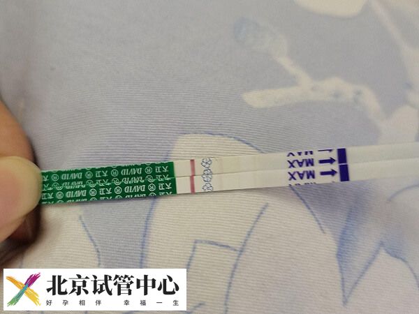 试管移植后有姨妈感怎么回事